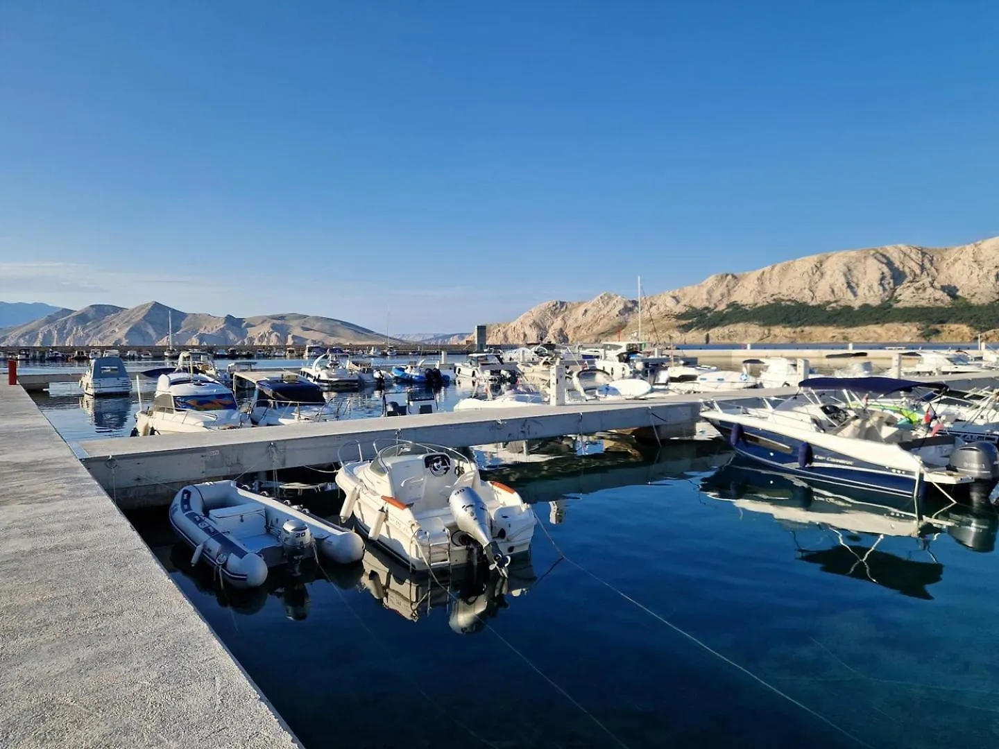 Apartment Djikic Baska