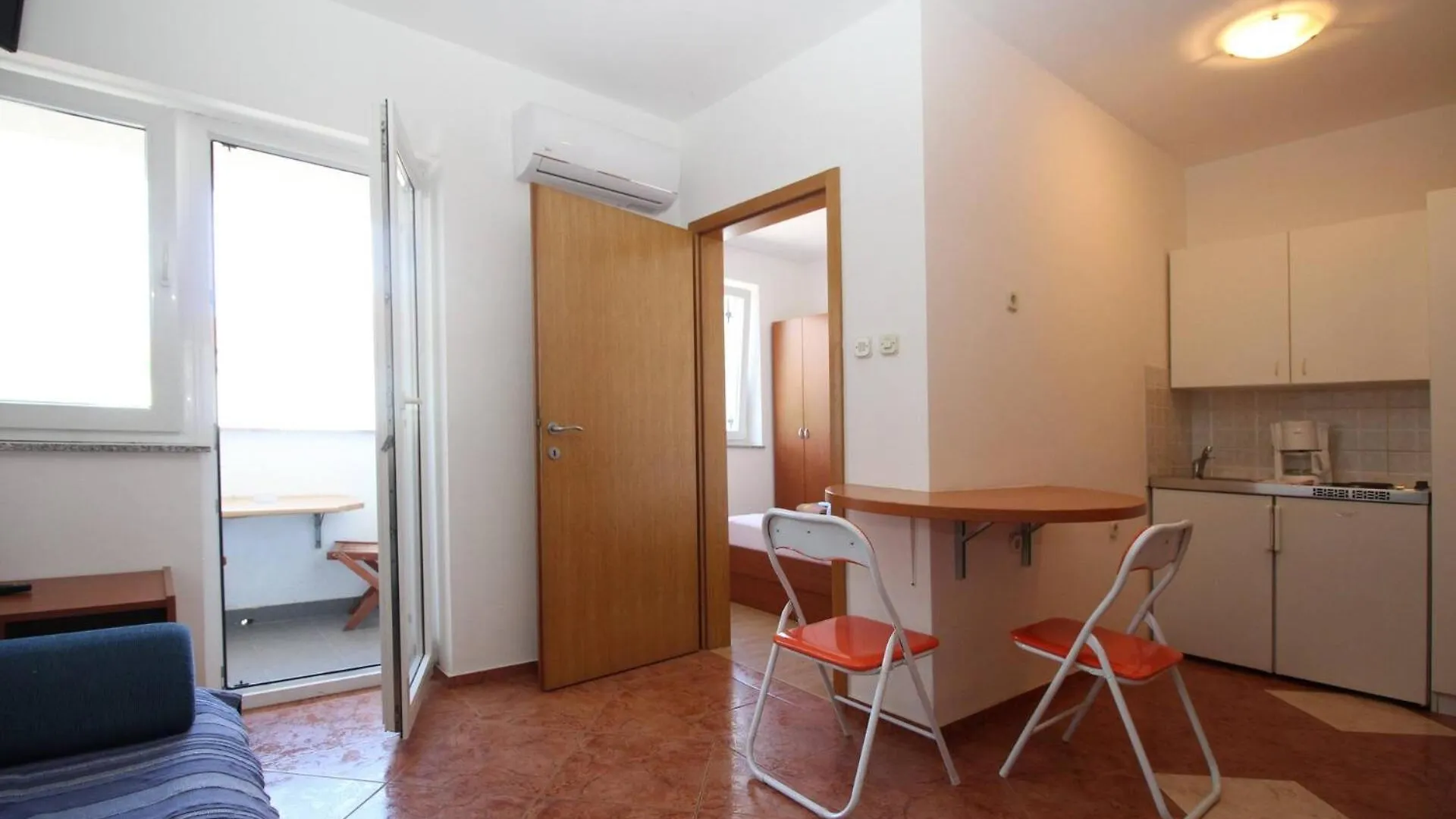 Apartment Djikic Baska   Baska (Krk)